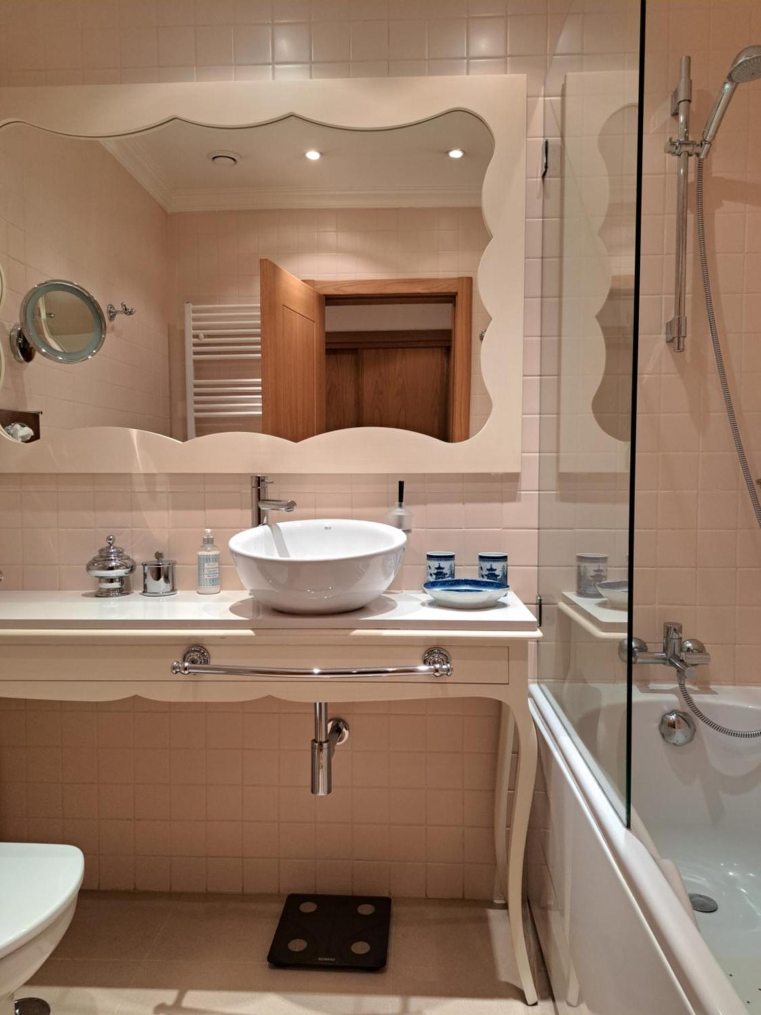 Haven In - Exquisite Floor With 7 Meters Balcony To The Largest Riverfront In *