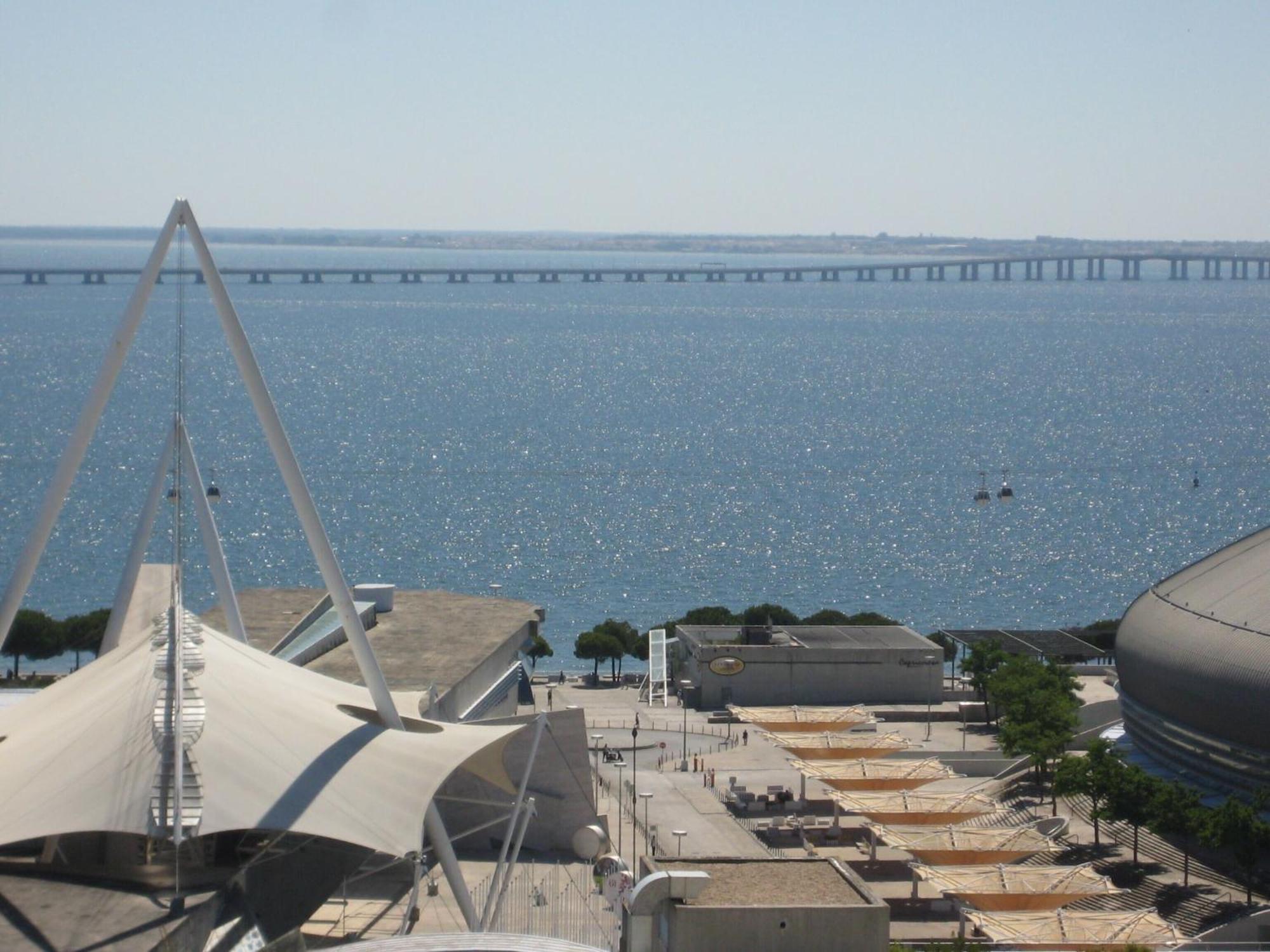 Haven In - Exquisite Floor With 7 Meters Balcony To The Largest Riverfront In Apartment Lissabon